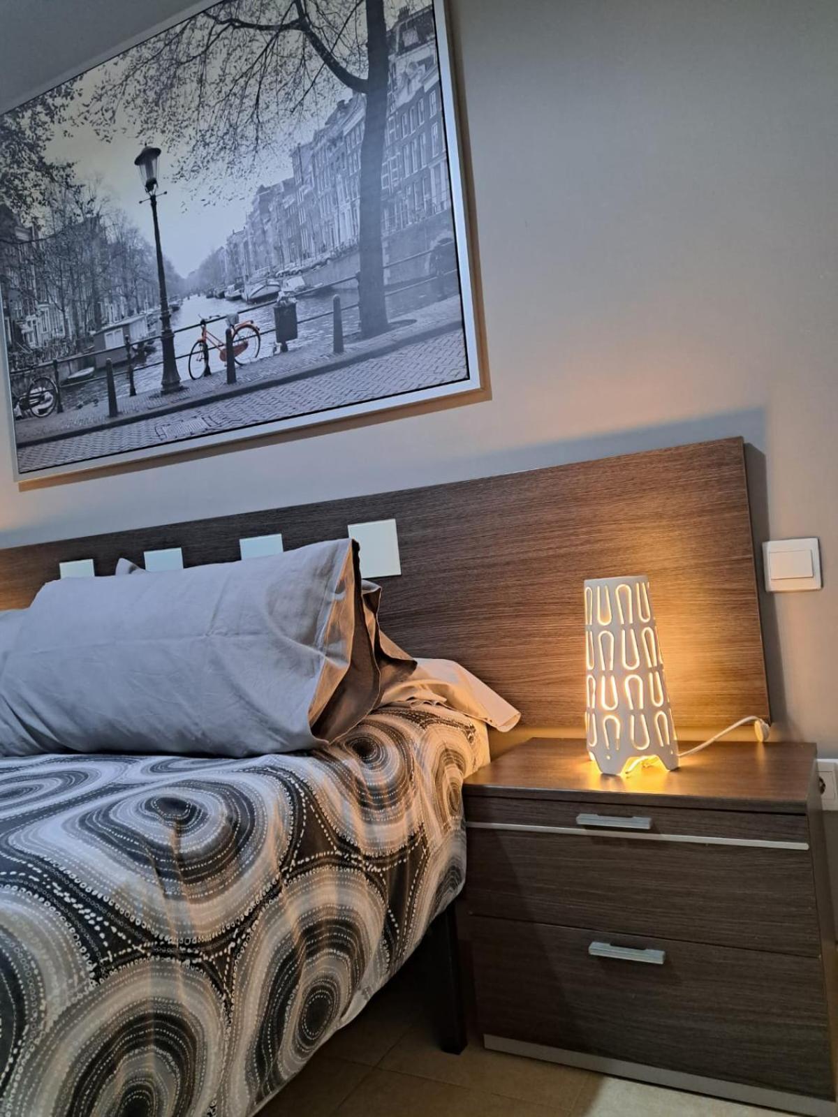 Apartamento Eursu Playa Малага Экстерьер фото